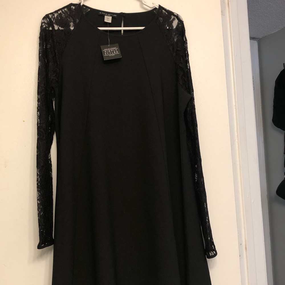 Missy- Lace swing dress